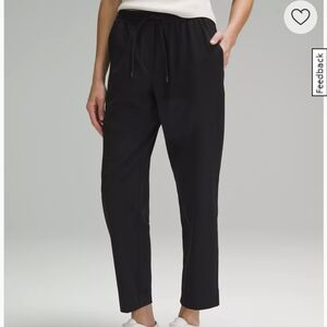 Lululemon On the Move pant